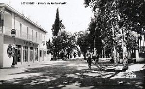 Les Issers - Jardin Public - Entree